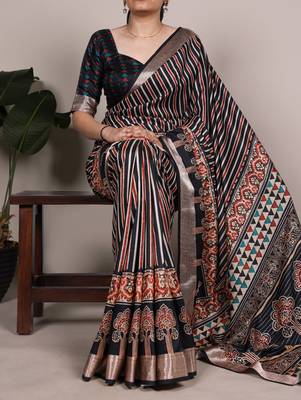 Black elegant tussar silk printed with viscose border saree 4