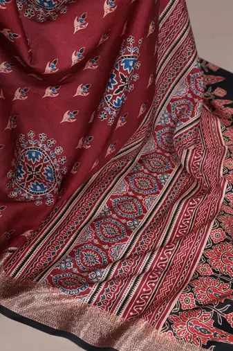 Maroon elegant tussar silk printed with viscose border saree