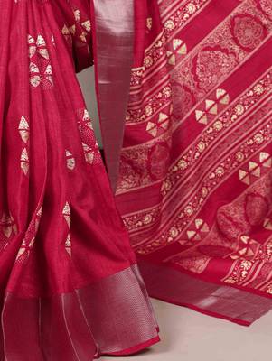 Cherry red rich slub silk printes with zari border saree 4