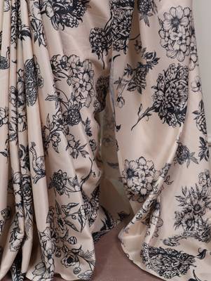 Off white glamlook satin silk printed saree 4
