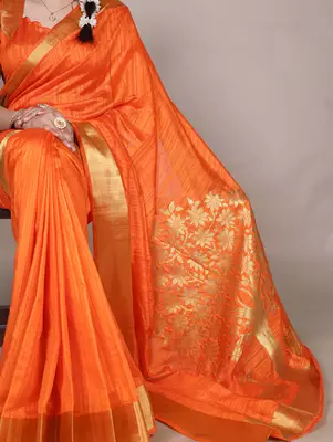 Orange onam special raw silk zari weaving work saree 3