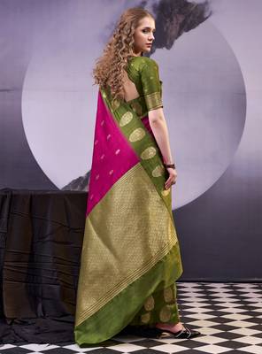 Pink smooth poly cotton zari weaving work saree 3
