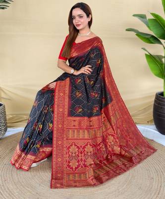 Black art silk  woven saree 4