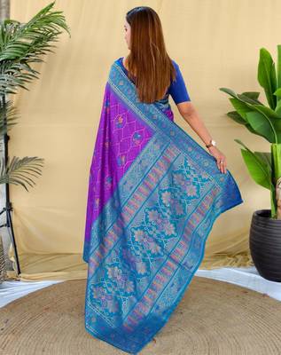 Purple art silk  woven saree 3