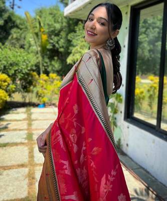 Pink art silk  woven saree 2