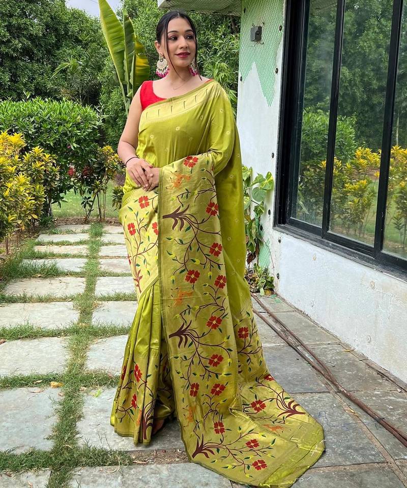 Mehendi art silk  woven saree