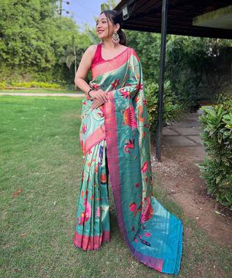 Green art silk  woven saree 2