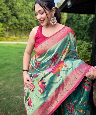 Green art silk  woven saree 3