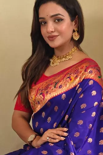 Magenta art silk  woven saree