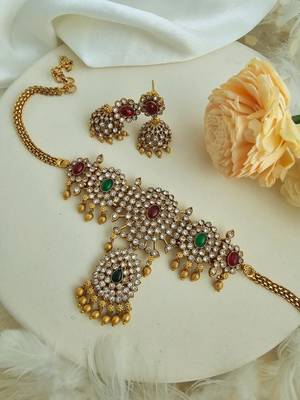 Red necklaces 6