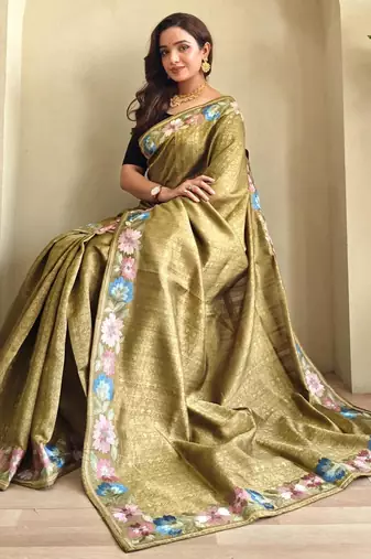 Mehendi art silk  woven saree