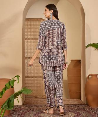 Tropical printed top with trousers 2