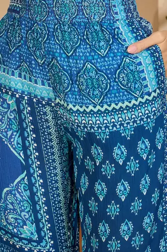 Bohemian printed top with trousers