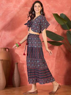 Woven design top with skirt co-ords 4