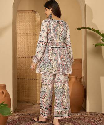 Printed v-neck tunic & trousers co-ords 2