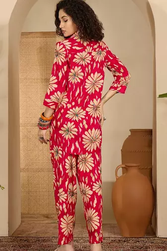Printed mandarin collar top & trousers co-ords