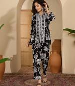Printed v-neck top & trousers co-ords