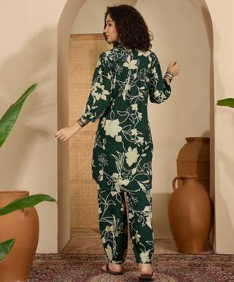 Women green pure cotton printed co-ords 2