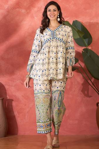 Women white pure cotton printed co-ords