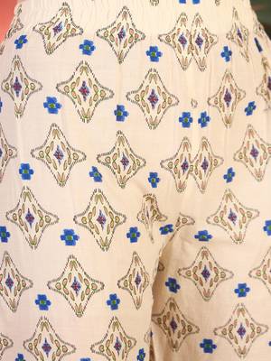 Women white pure cotton printed co-ords 3