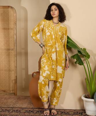 Women yellow pure cotton printed co-ords 1