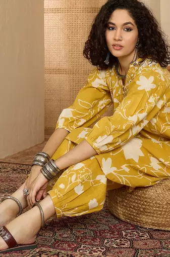 Women yellow pure cotton printed co-ords