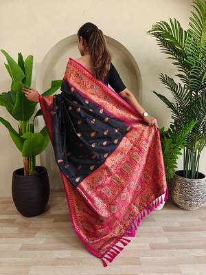 Black art silk  woven saree 3