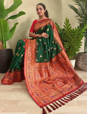 Green art silk  woven saree 4