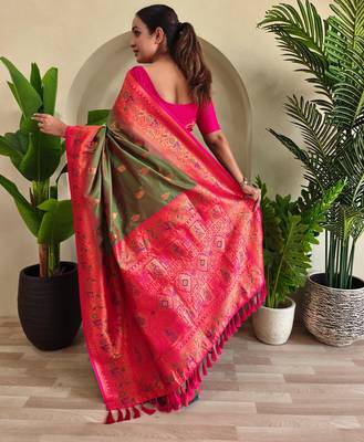 Mehendi art silk  woven saree 3