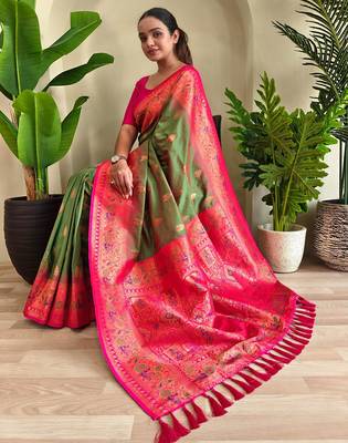 Mehendi art silk  woven saree 4
