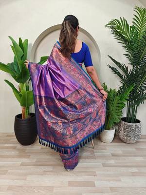 Onion pink art silk  woven saree 3