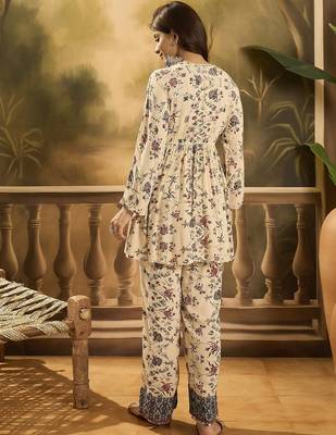Floral printed v-neck tunic & trousers co-ord set 2