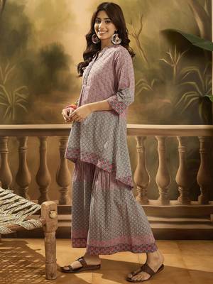 Printed pure cotton top with trouser co-ords 3
