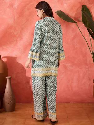 Printed top with trouser co-ords 2
