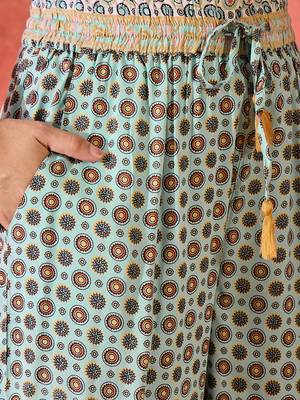Printed top with trouser co-ords 3