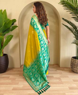 Mehendi art silk  woven saree 3