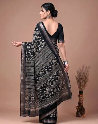 Printed slub silk saree with zari border 3