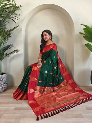Green art silk  woven saree 4