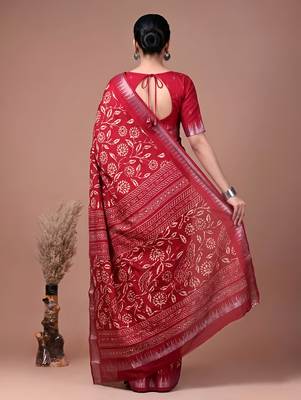 Printed slub silk saree with zari border 3