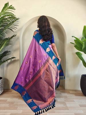 Onion pink art silk  woven saree 3