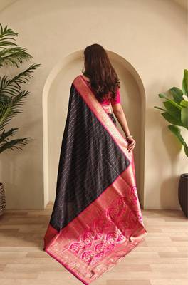 Black art silk  woven saree 3
