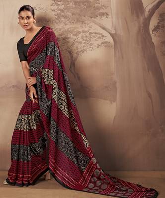 Geometric printed poly mulmul cotton saree for everyday elegance 4
