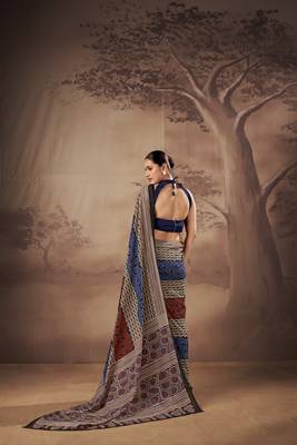 Geometric printed poly mulmul cotton saree for everyday elegance 3