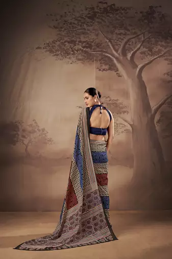 Geometric printed poly mulmul cotton saree for everyday elegance
