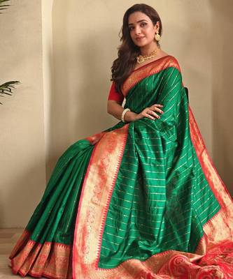 Green art silk  woven saree 4