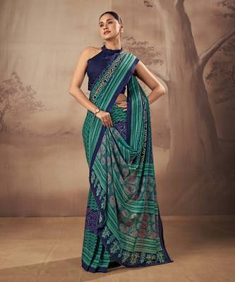 Geometric printed poly mulmul cotton saree for everyday elegance 4