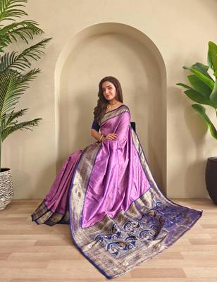 Onion pink art silk  woven saree 4