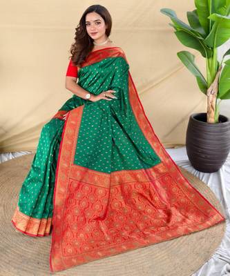 Green art silk  woven saree 4