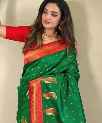 Green art silk  woven saree 4