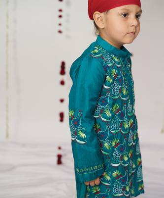 Teal blue embroidered pure silk kurta set 4